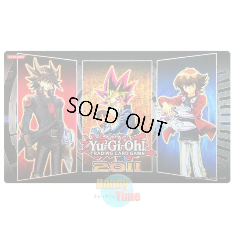 画像1: 英語版 プレイマット Win a Mat 2011 不動遊星 & 武藤遊戯 & 遊城十代 (1)